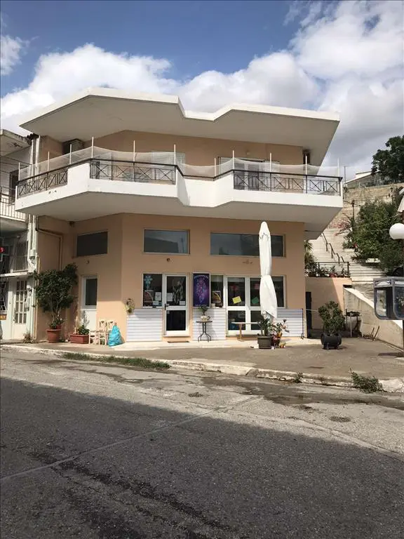 Detached House Of 165 M² In Central Greece