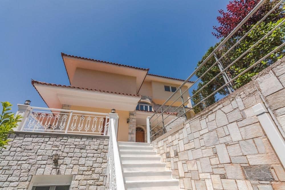 Maisonette Of 667 M² In Attica