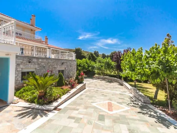 Maisonette In Lykovrisi, Greece (667 M²)