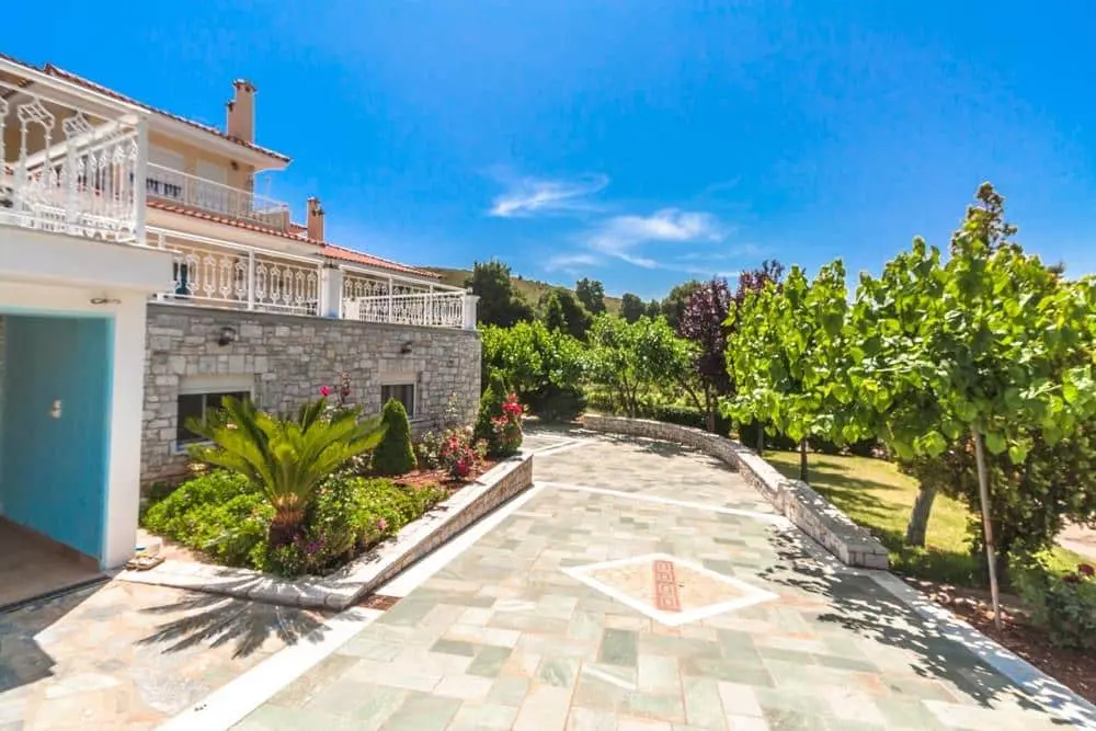 Maisonette Of 667 M² In Attica