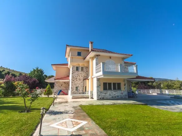 Maisonette In Lykovrisi, Greece (667 M²)