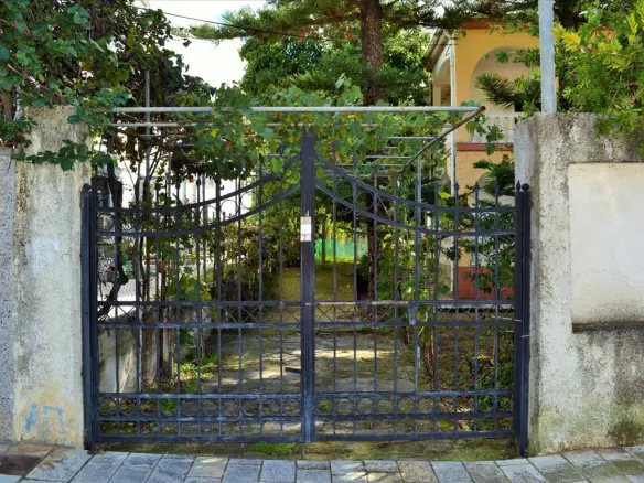6-bedroom Detached House In Corfu, Greece (197 M²)