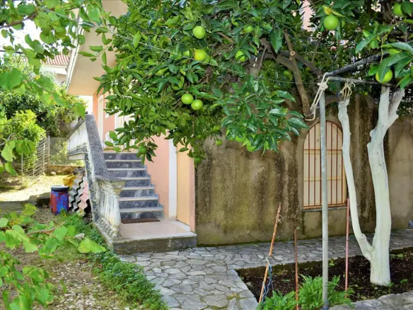 6-bedroom Detached House In Corfu, Greece (197 M²)