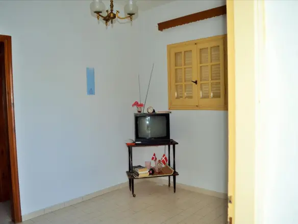 6-bedroom Detached House In Corfu, Greece (197 M²)