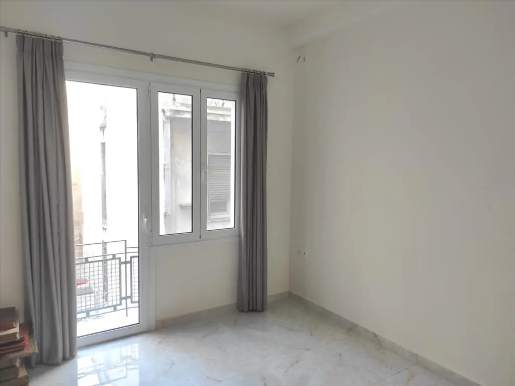 Flat Of 58 M² In Athens