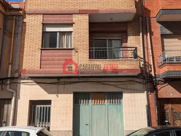 Terraced House With Terrace In Port De Sagunt, Spain