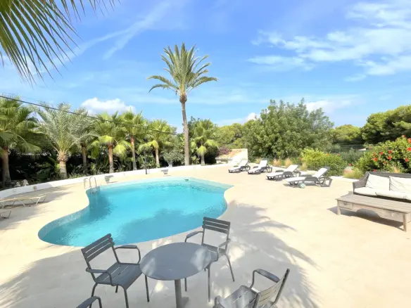 Villa Of 230 M² In Jávea, Spain