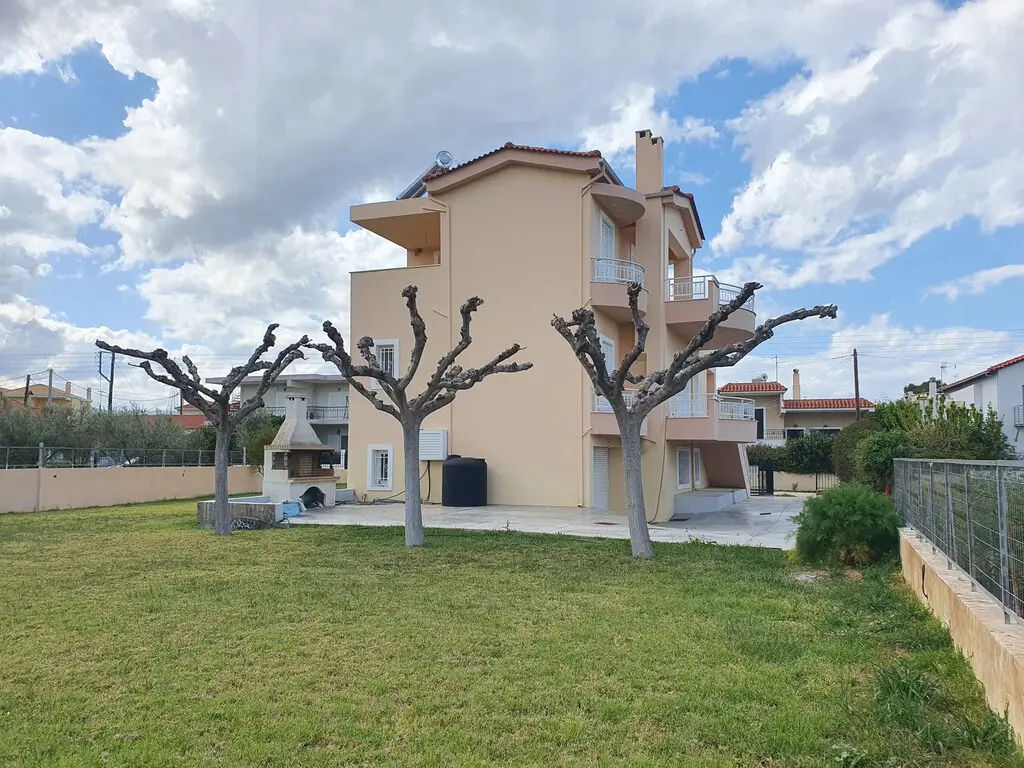 Detached House Of 216 M² In Peloponnese