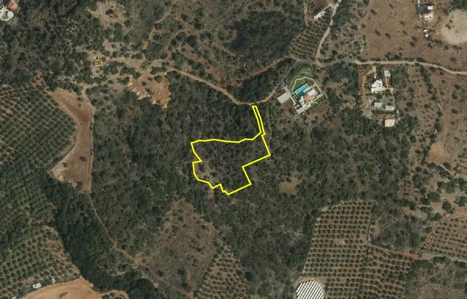 Land Of 5071 M² In Crete