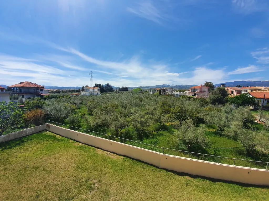Detached House Of 216 M² In Peloponnese