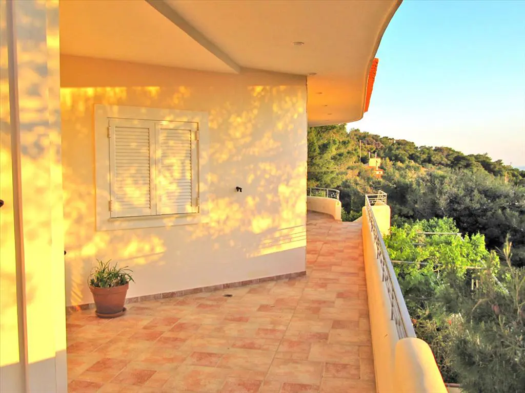 Detached House Of 450 M² In Attica