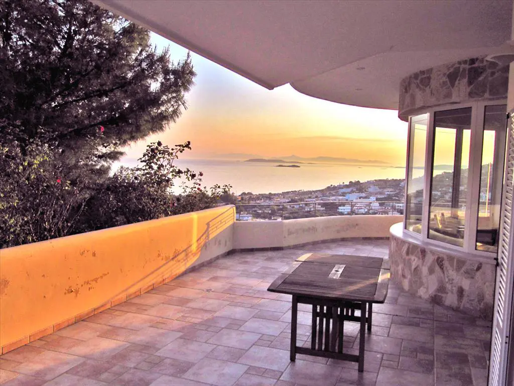 Detached House Of 450 M² In Attica