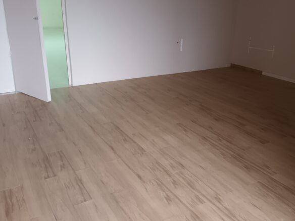 Commercial Property Of 360 M² In North Greece