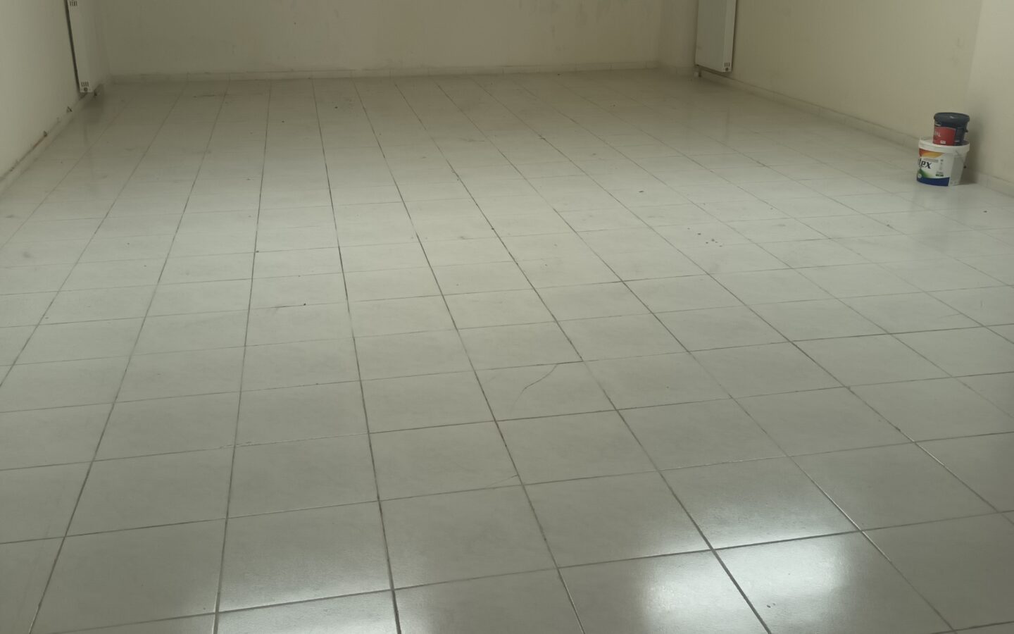 Commercial Property Of 360 M² In North Greece