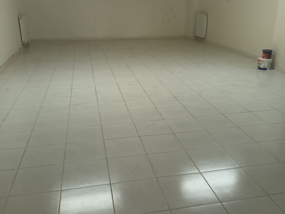 Commercial Property Of 360 M² In North Greece