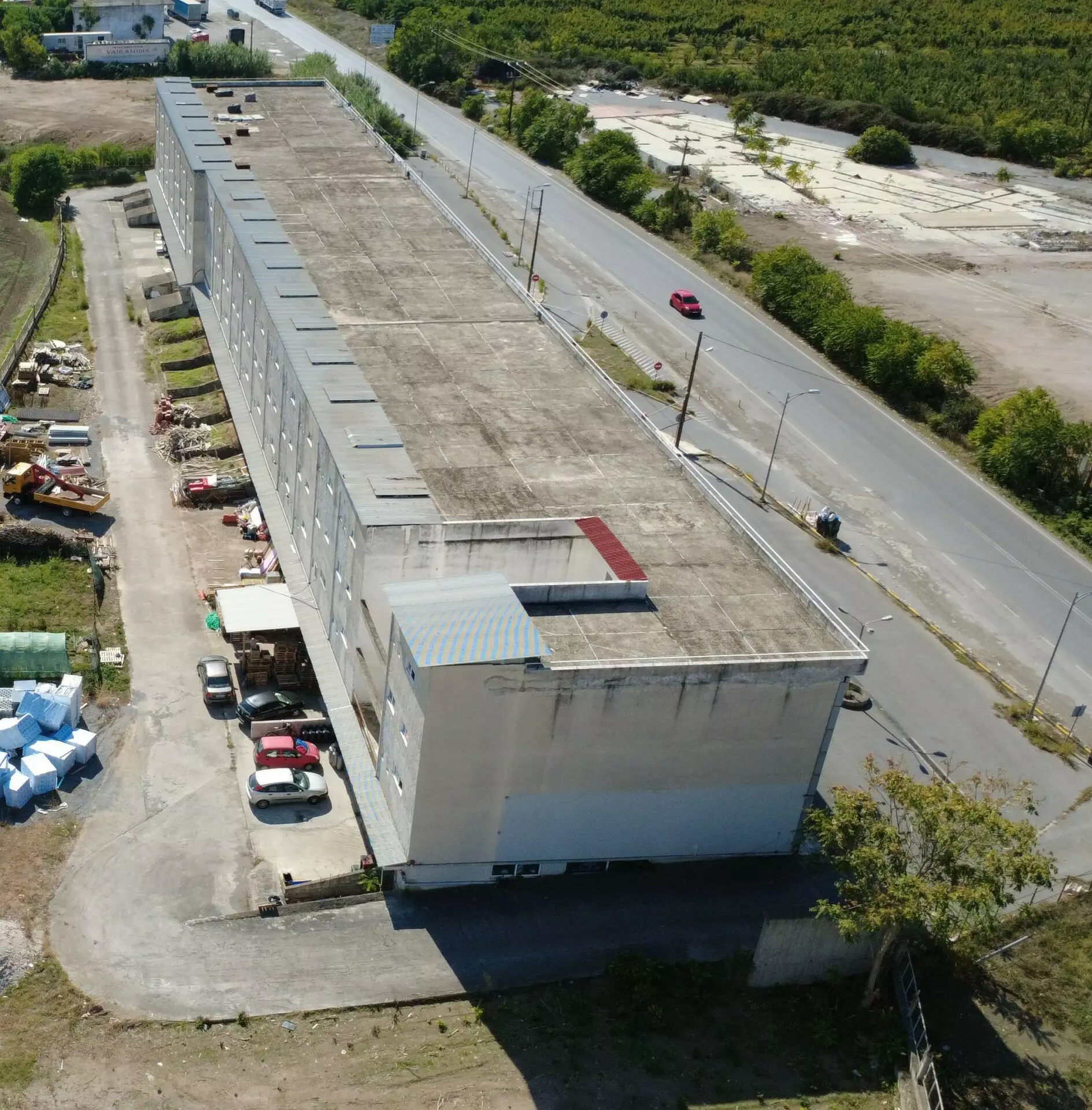 Commercial Property, 360 M² In North Greece.
