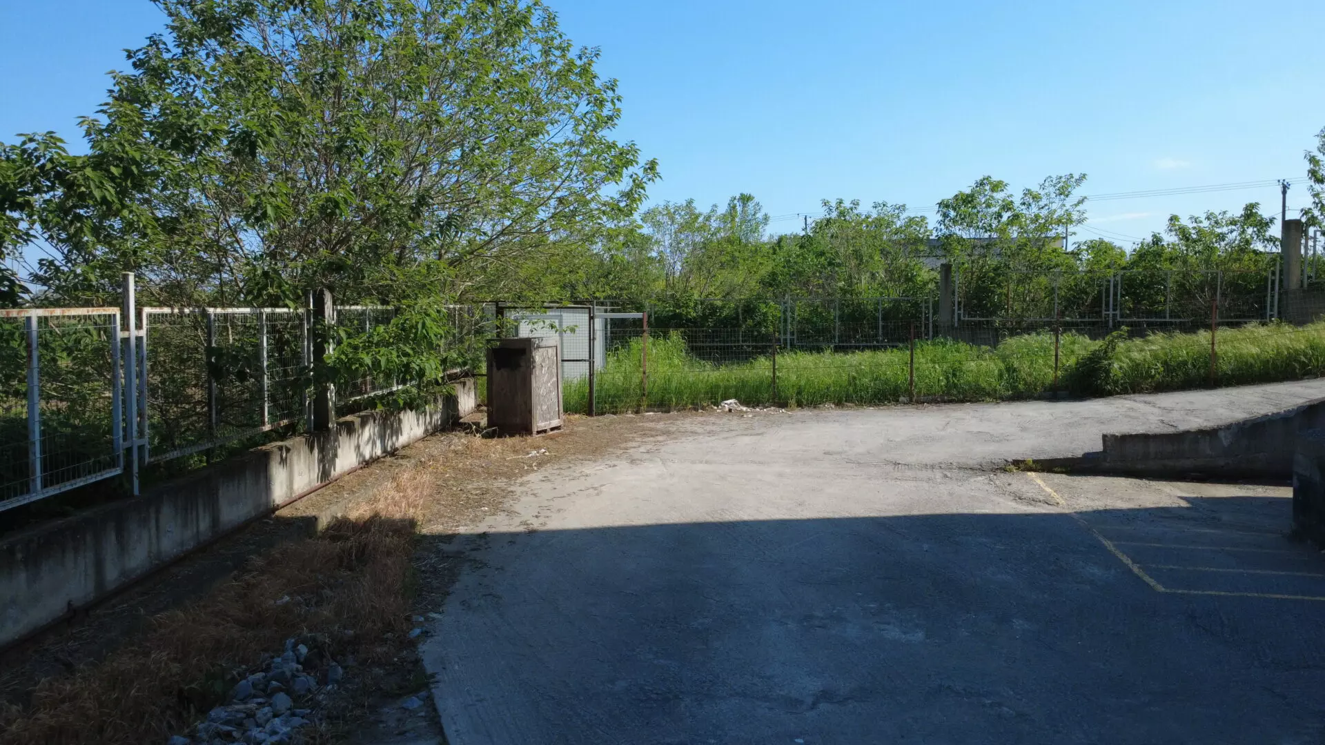 Commercial Property Of 360 M² In North Greece