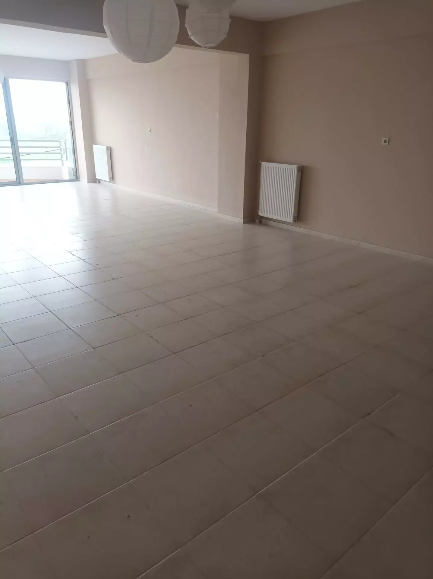 Commercial Property, 360 M² In North Greece.