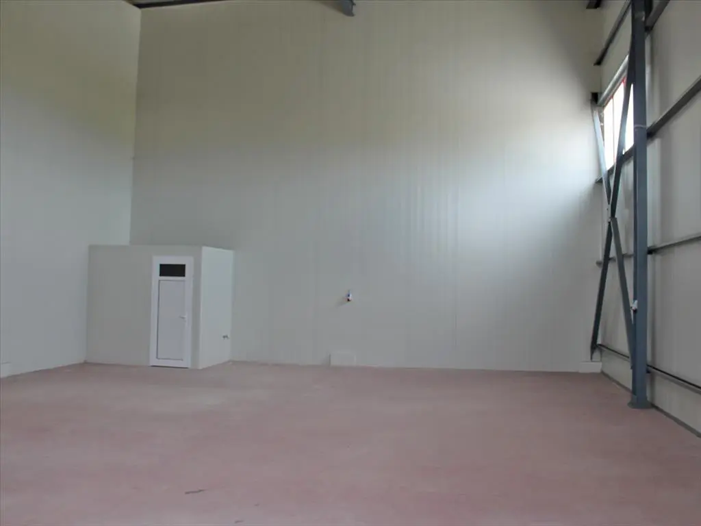 Business Of 700 M² In Olympic Coast