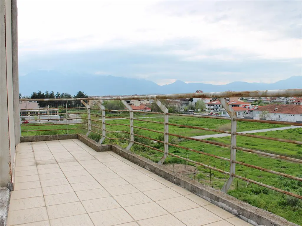 Business Of 960 M² On The Olympic Coast