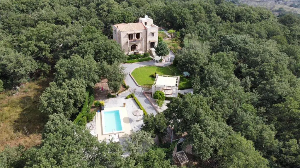 Villa Of 240 M² In Crete