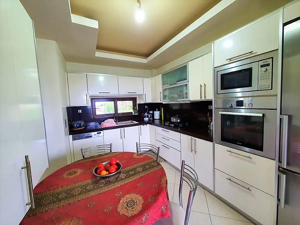 Detached House Of 170 M² In Crete
