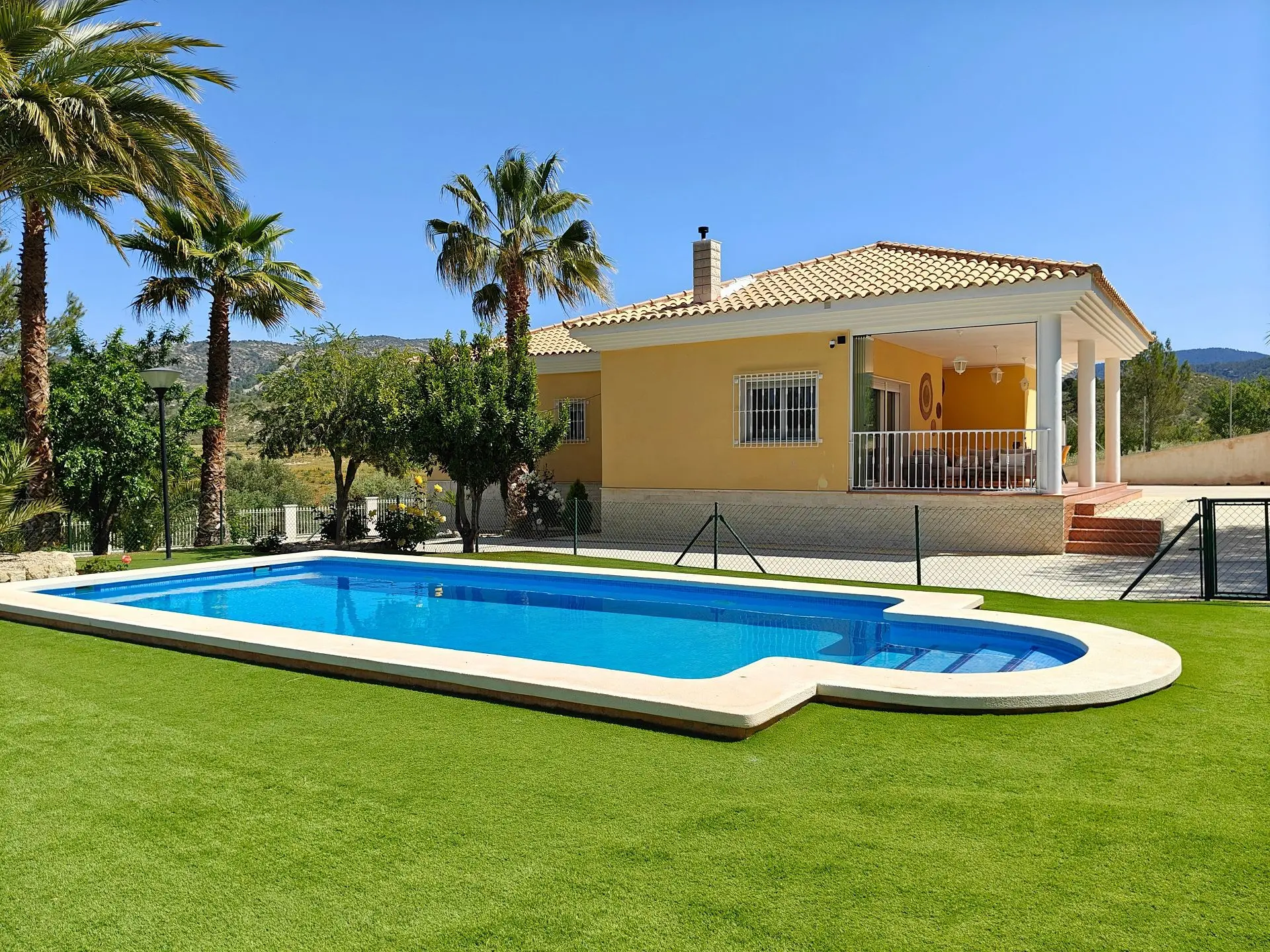 Detached Villa Of 257 M² In Petrer, Spain