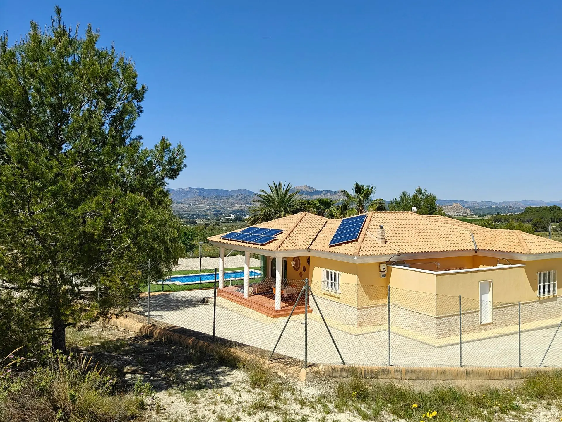 Detached Villa Of 257 M² In Petrer, Spain