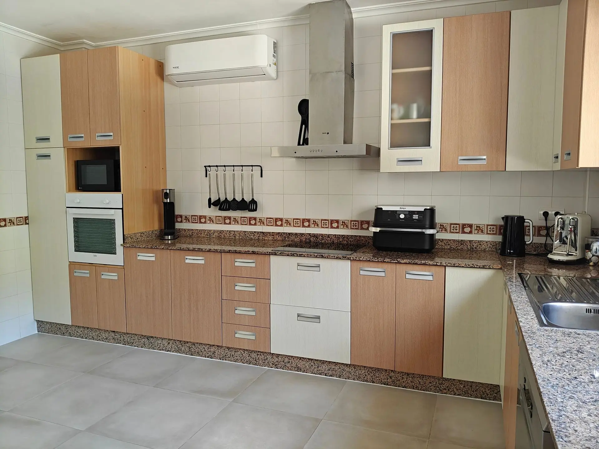 Detached Villa Of 257 M² In Petrer, Spain