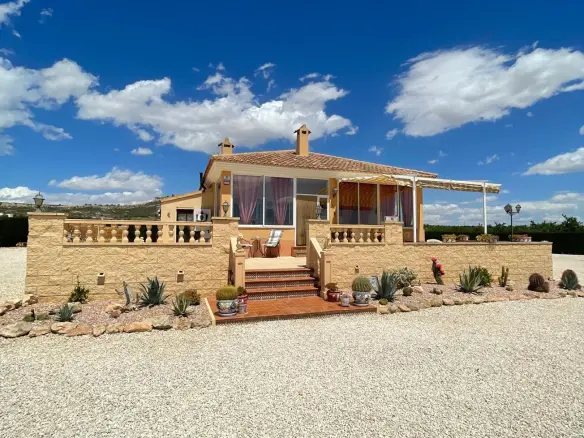 Detached Villa Of 177 M² In Pinoso, Spain