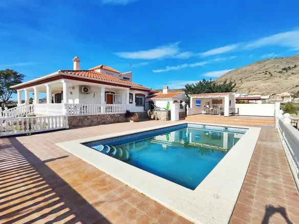 Detached Villa Of 161 M² In Fortuna, Spain