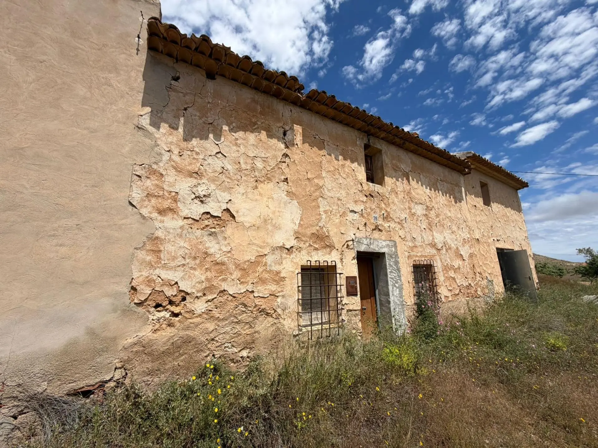 Restoration Project Of 190 M² In Hondón De Las Nieves, Spain