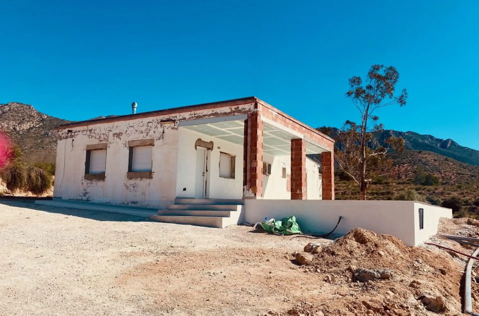 Detached Villa Of 89 M² In Hondón De Las Nieves