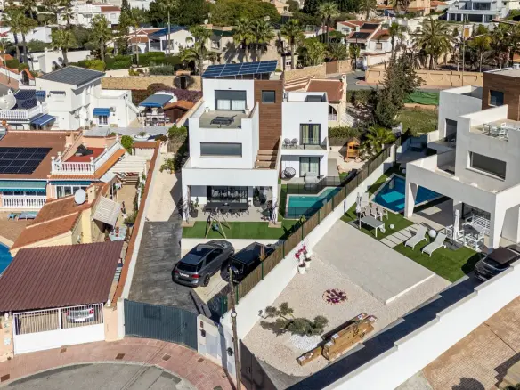 4-bedroom Detached Villa In Ciudad Quesada, Spain (153 M²)