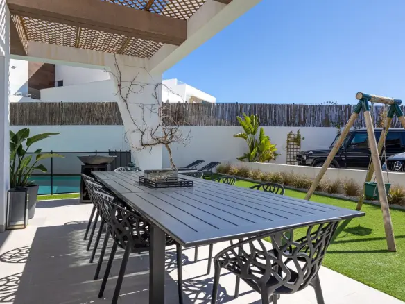 4-bedroom Detached Villa In Ciudad Quesada, Spain (153 M²)