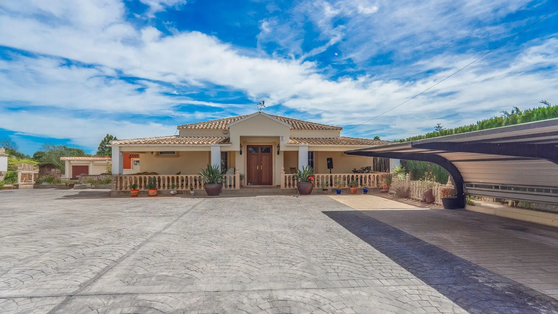 Detached Villa Of 299 M² In Heredades, Spain