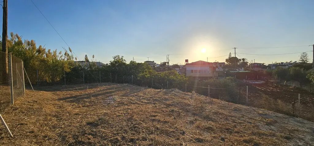 Land Of 1580 M² In Crete