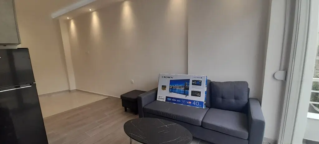 Flat Of 35 M² With Balcony In Thessaloniki