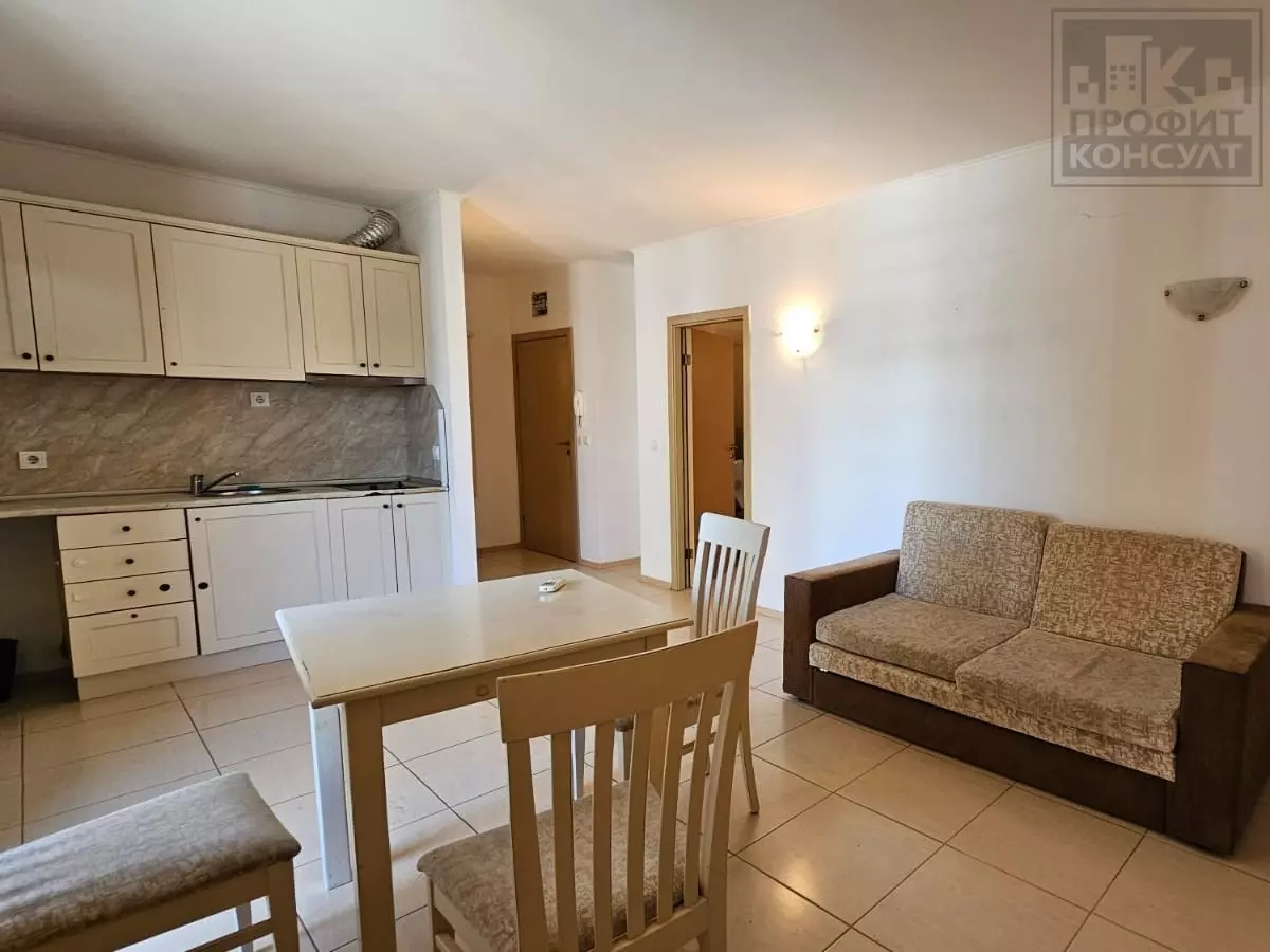 3 Apartment Of 85 M² With Three Bedrooms In Sunny Beach, Nesebar
