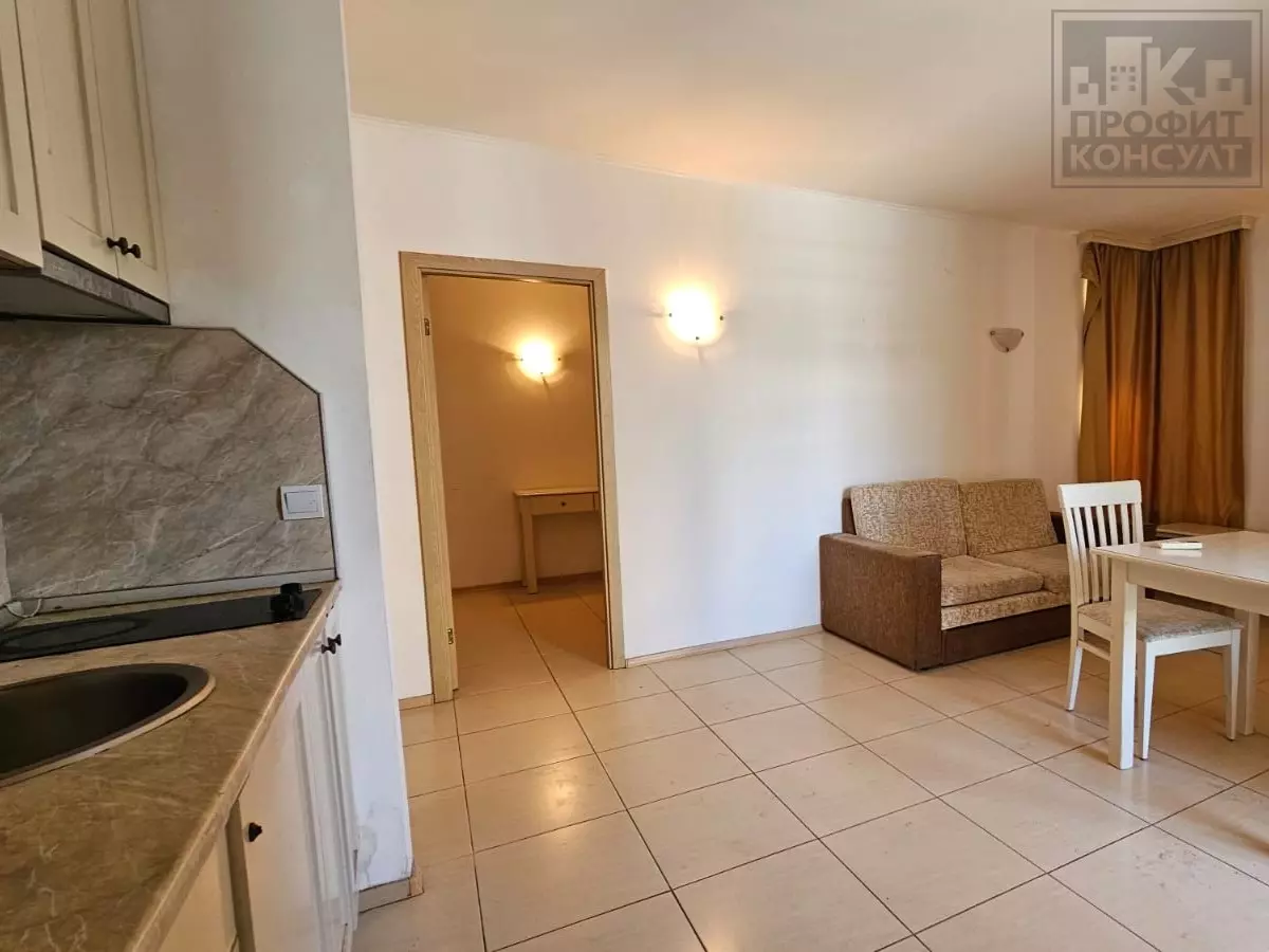 6 Apartment Of 85 M² With Three Bedrooms In Sunny Beach, Nesebar