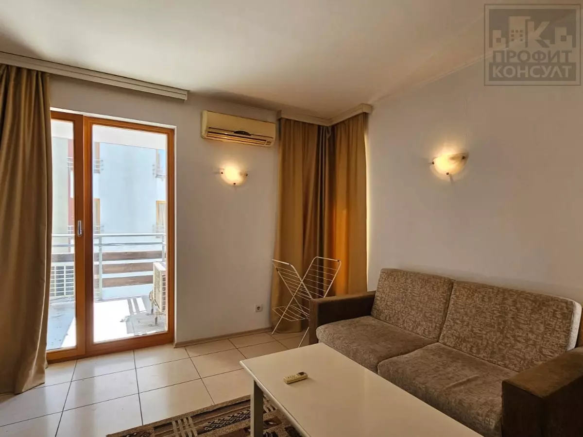 6 Apartment Of 70 M² With Sea View In Sunny Beach, Nesebar