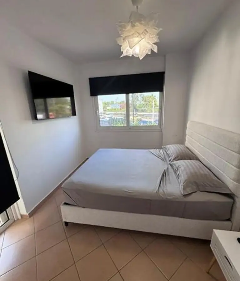 2-bedroom Flat In Palaio Faliro, Greece (100 M²)