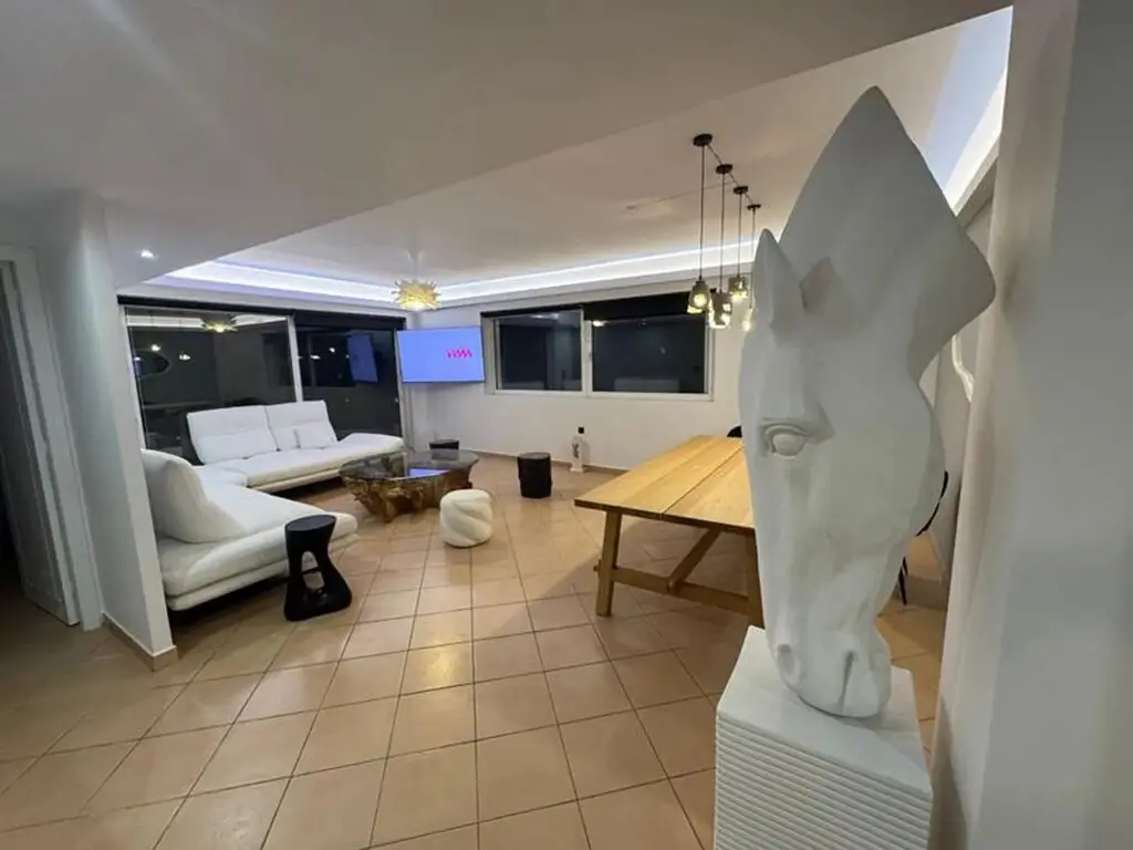 Flat Of 100 M² In Athens