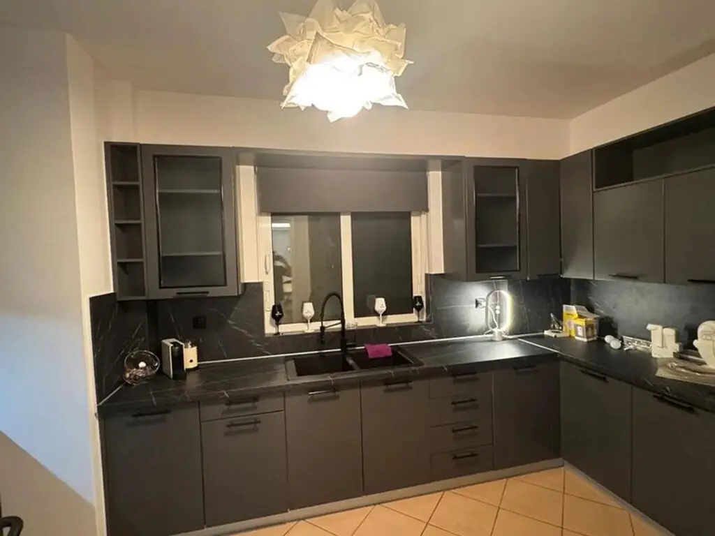 Flat Of 100 M² In Athens