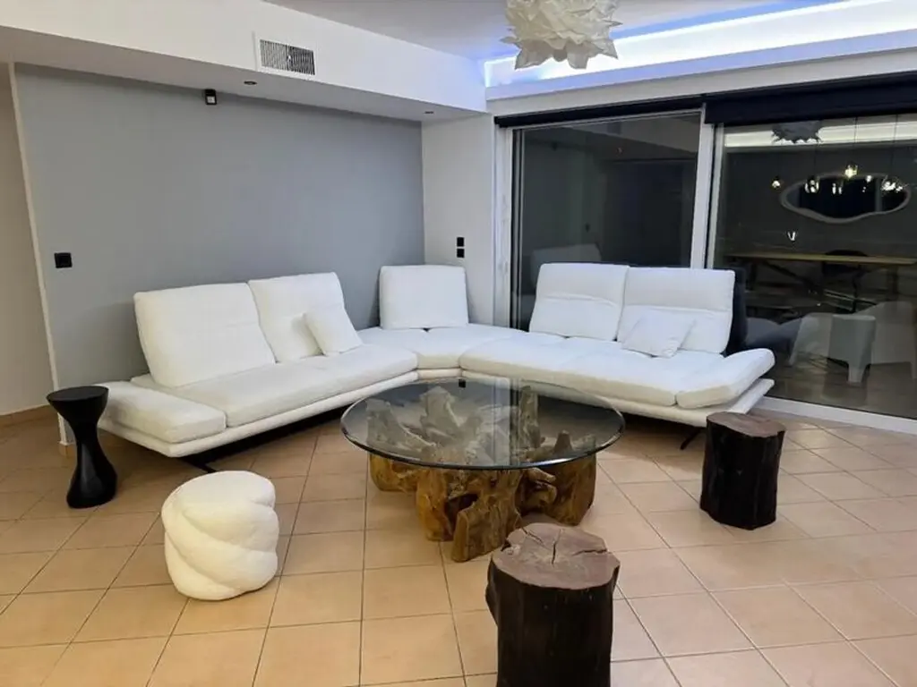 Flat Of 100 M² In Athens