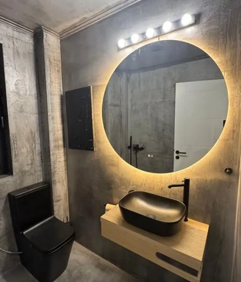 2-bedroom Flat In Palaio Faliro, Greece (100 M²)
