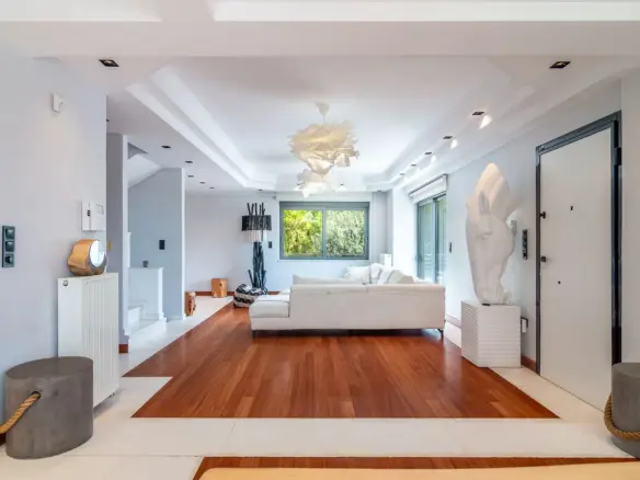 4-bedroom Detached House In Glyfada, Greece (270 M²)