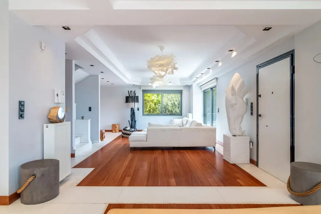 Detached House Of 270 M² In Athens