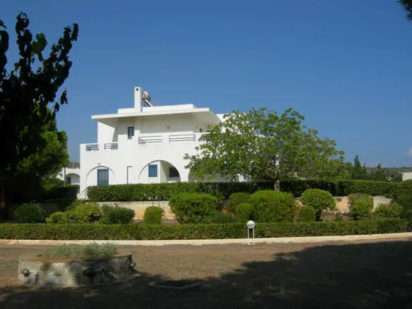 4-bedroom Detached House In Legrena, Greece (400 M²)