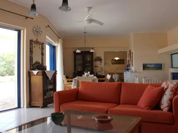 4-bedroom Detached House In Legrena, Greece (400 M²)